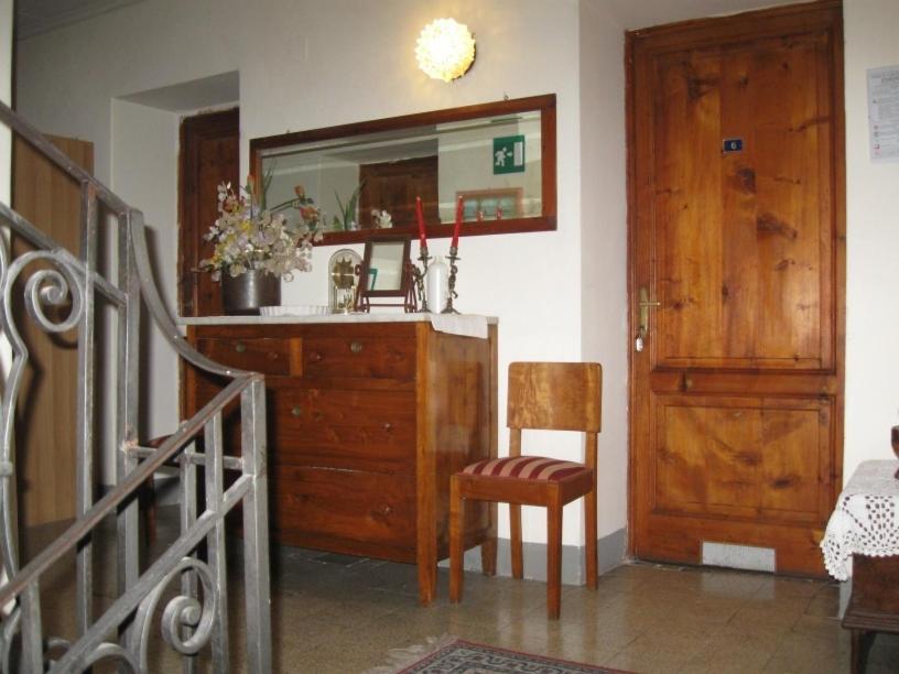 Albergo Ristorante Guidi Pistoia Exteriör bild