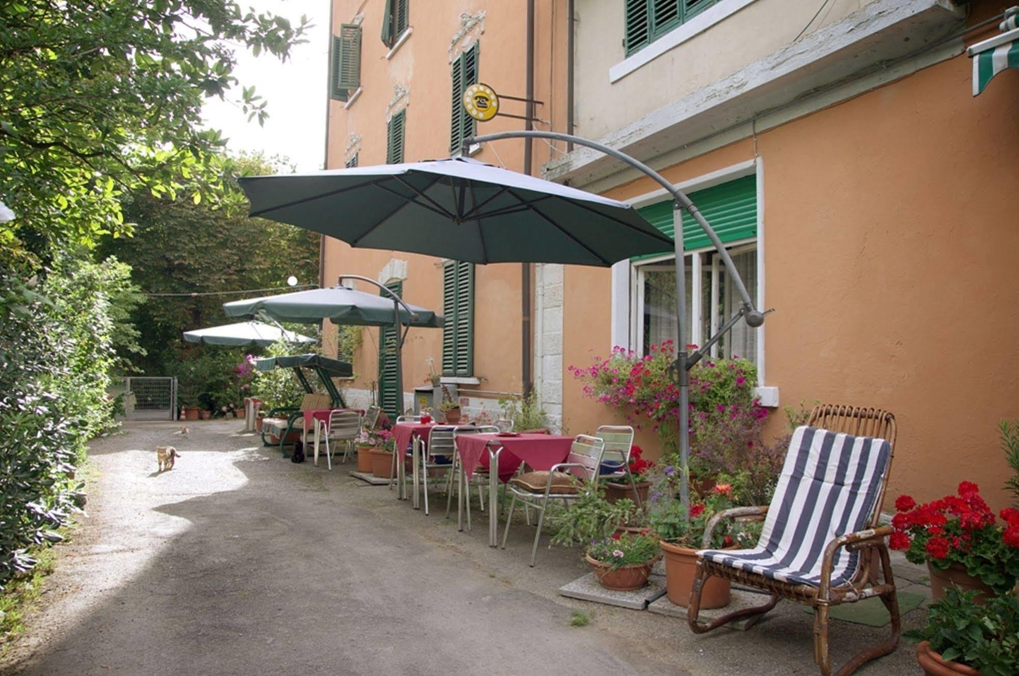 Albergo Ristorante Guidi Pistoia Exteriör bild