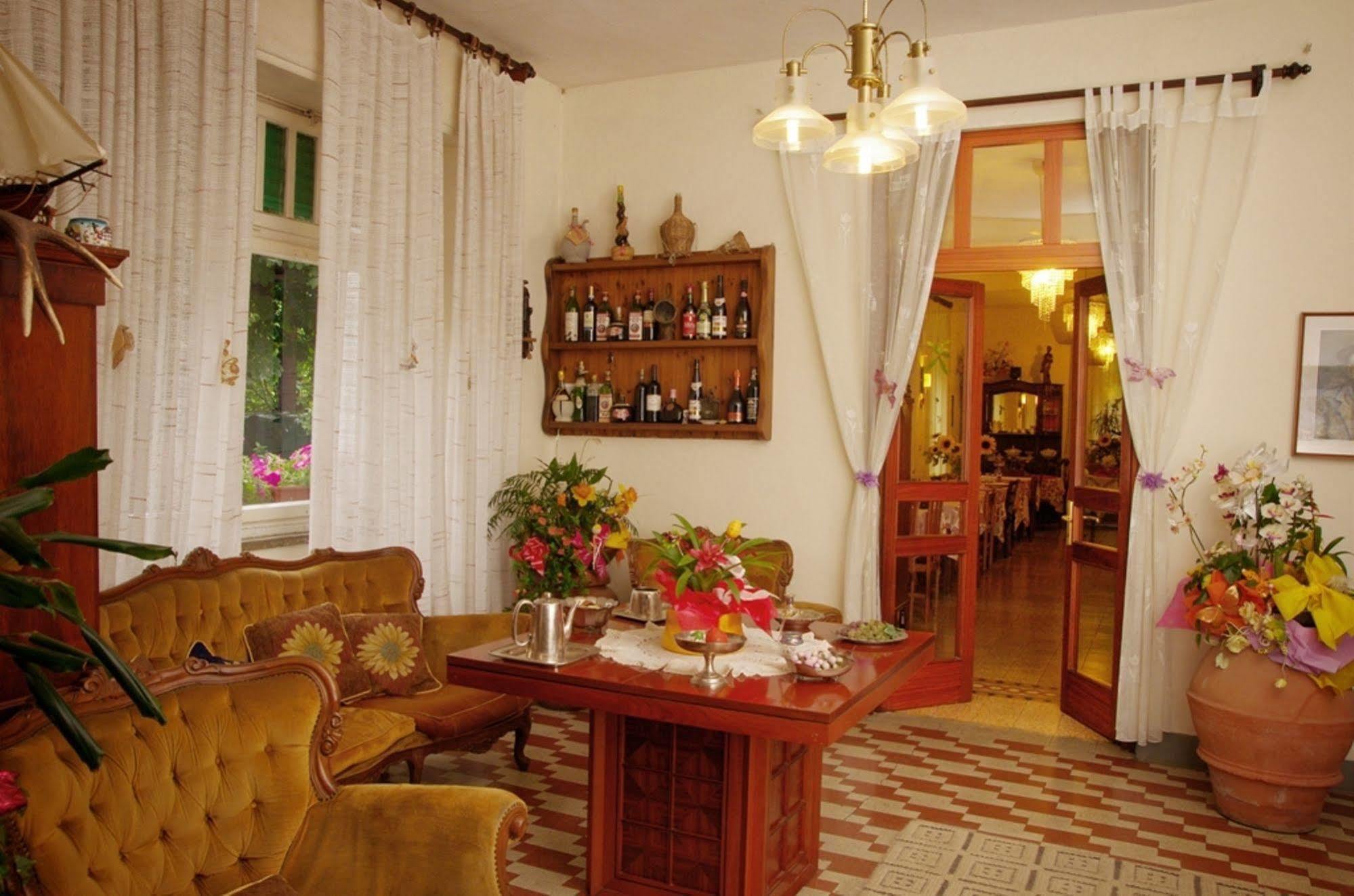 Albergo Ristorante Guidi Pistoia Exteriör bild